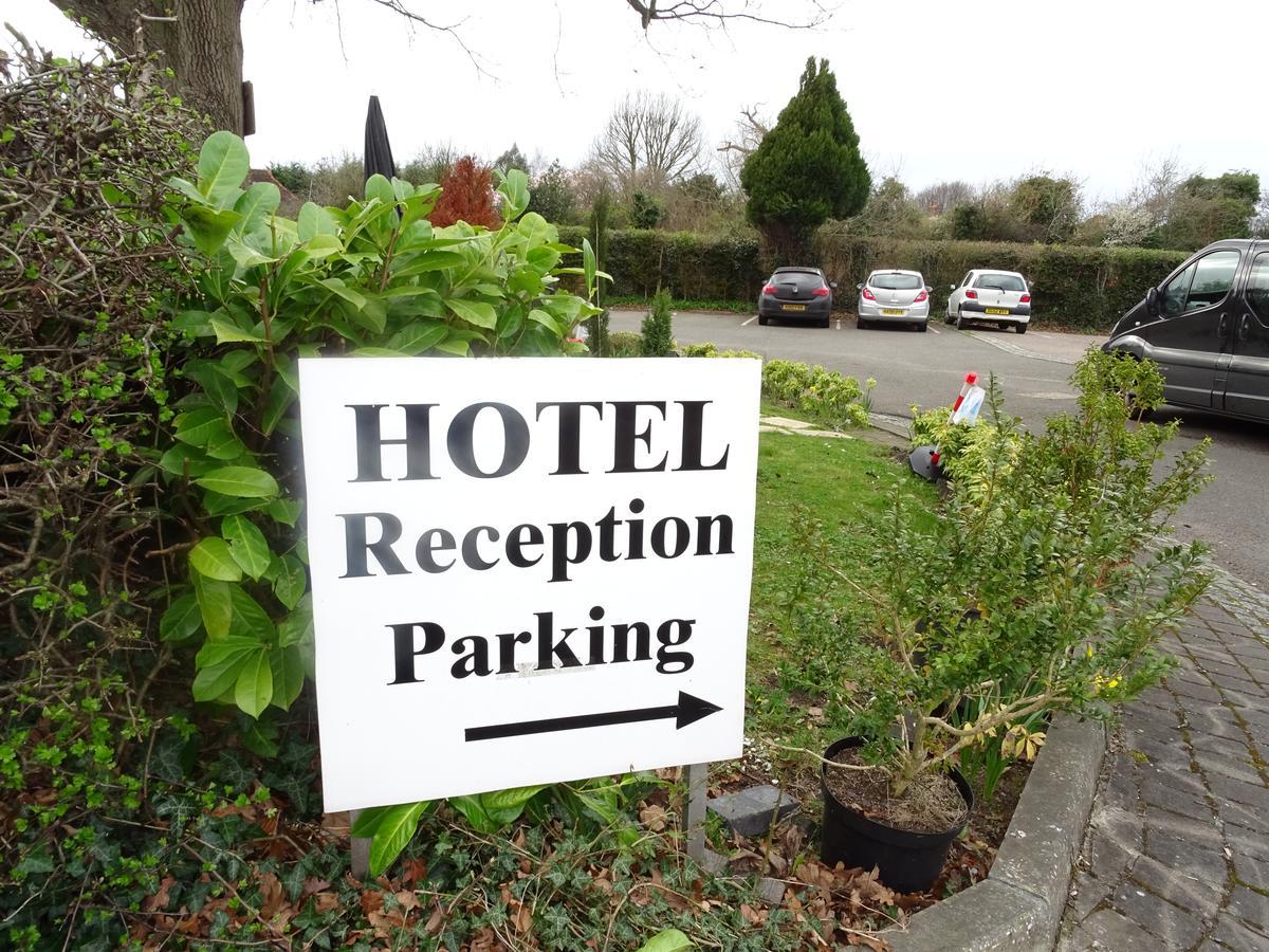 The Gatwick White House Hotel Horley Kültér fotó